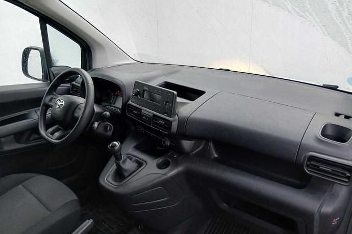 Usado Toyota Proace 100 CV (73 kW) 2021 Monovolumen