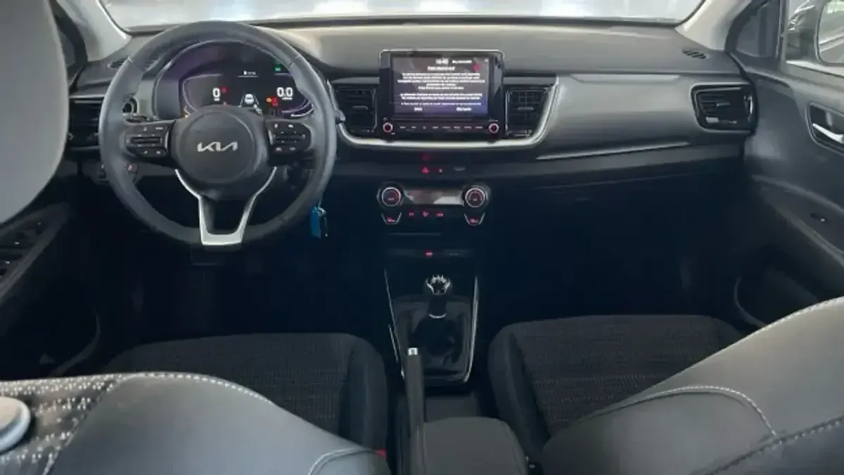Nuevo Kia Stonic 79 CV (58 kW) 2025 Negro SUV