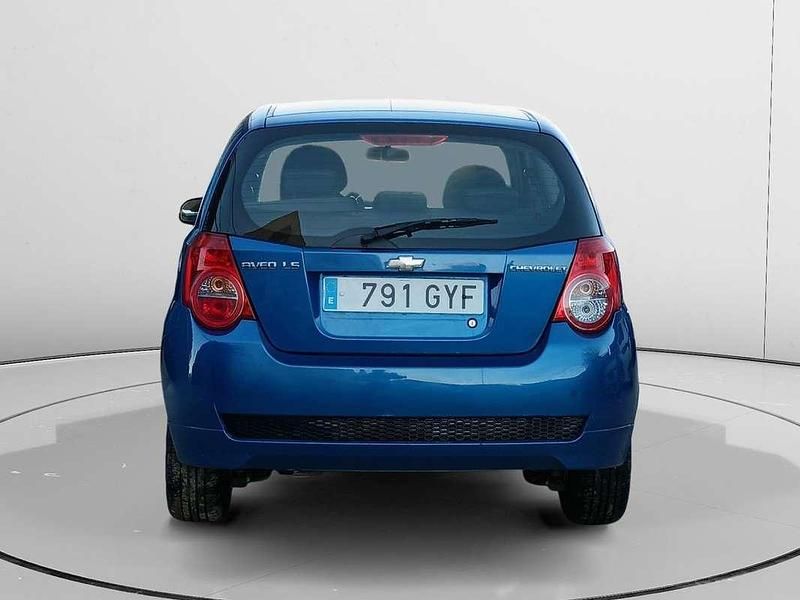 Usado Chevrolet Aveo LS 101 CV (74 kW) 2010 Azul Berlina