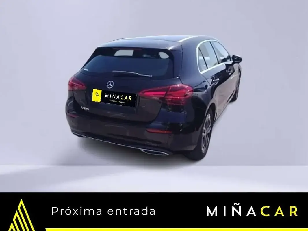 Usado Mercedes A180 136 CV (100 kW) 2023 Negro Berlina
