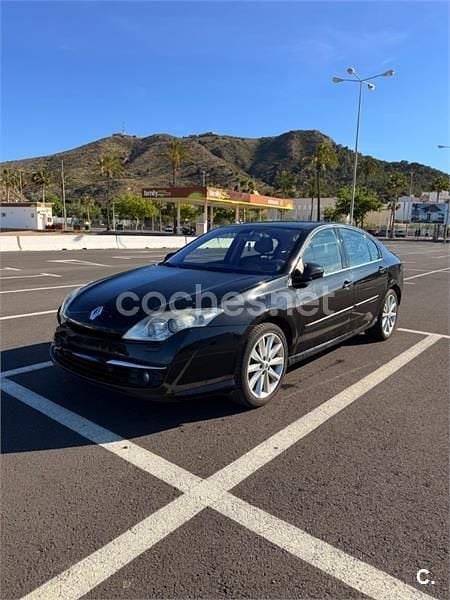 Usado Renault Laguna III Initiale 150 CV (110 kW) 2008 Negro Berlina