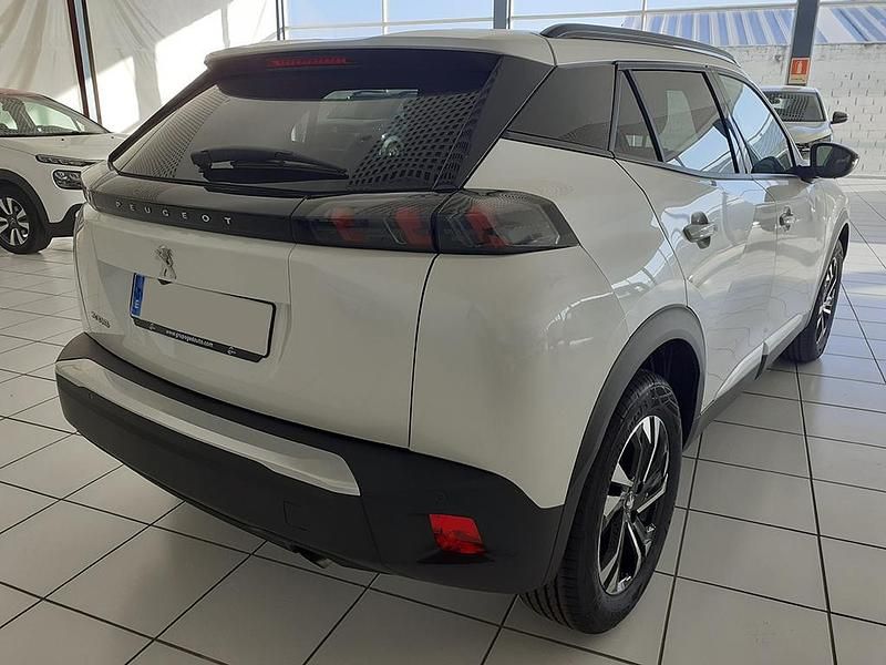Usado Peugeot 2008 Allure 100 CV (73 kW) 2023 Otro SUV