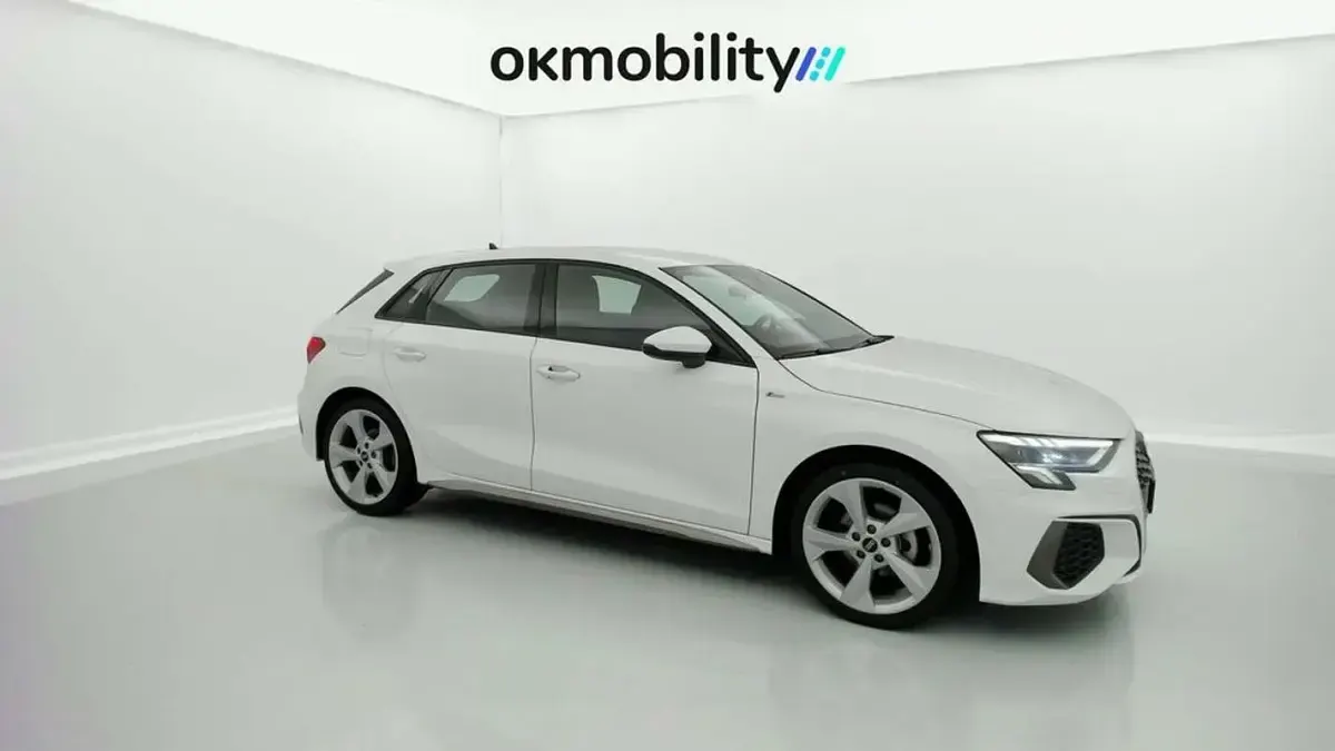 Usado Audi e-tron GT quattro 110 kW (150 CV) 2023 Blanco Berlina