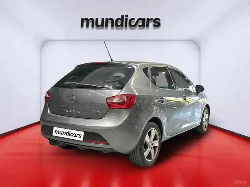Usado Seat Ibiza FR 105 CV (77 kW) 2015 Gris Berlina