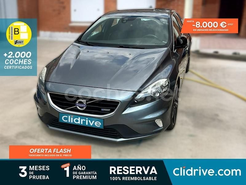 Gris / plata Usado 2014 Volvo V40 R-Design Momentum Familiar | 15.490 € - Imagen 1/3