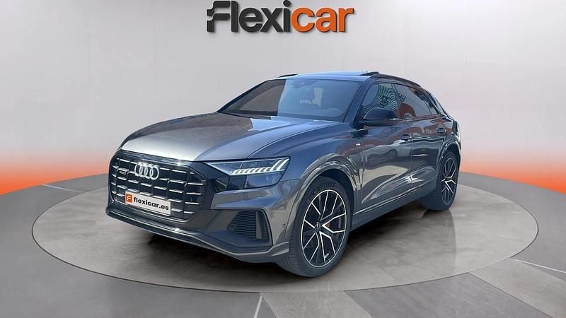 Usado Audi Q8 Premium 290 CV (213 kW) 2021 Gris SUV