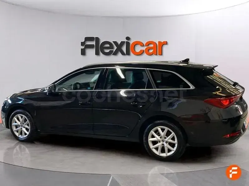 Usado Seat Leon FR 115 CV (84 kW) 2025 Negro Berlina
