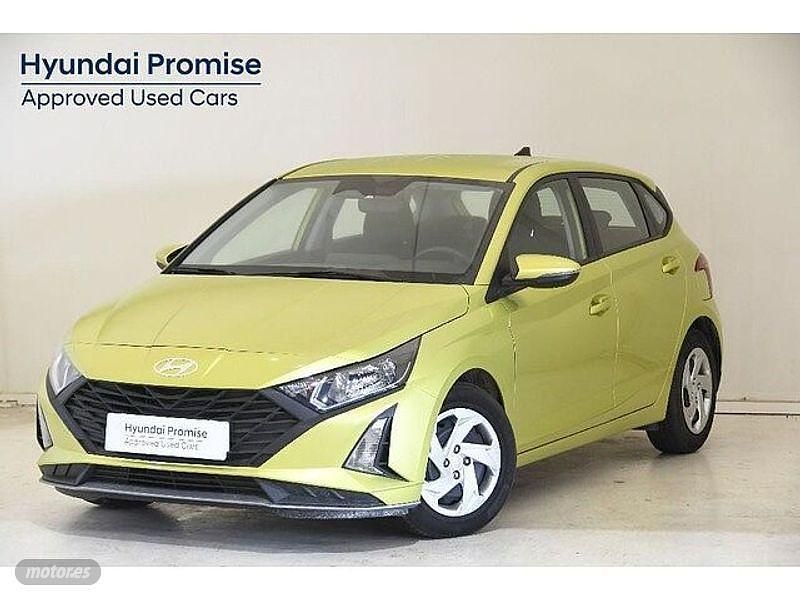 Usado Hyundai i20 84 CV (61 kW) 2024 Verde Berlina