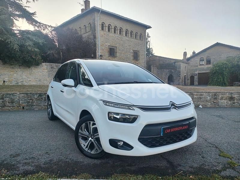 Usado Citroën C4 Picasso Attraction 130 CV (95 kW) 2015 Blanco Monovolumen