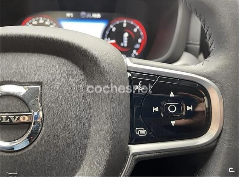 Usado Volvo XC60 Inscription 190 CV (139 kW) 2019 Negro SUV