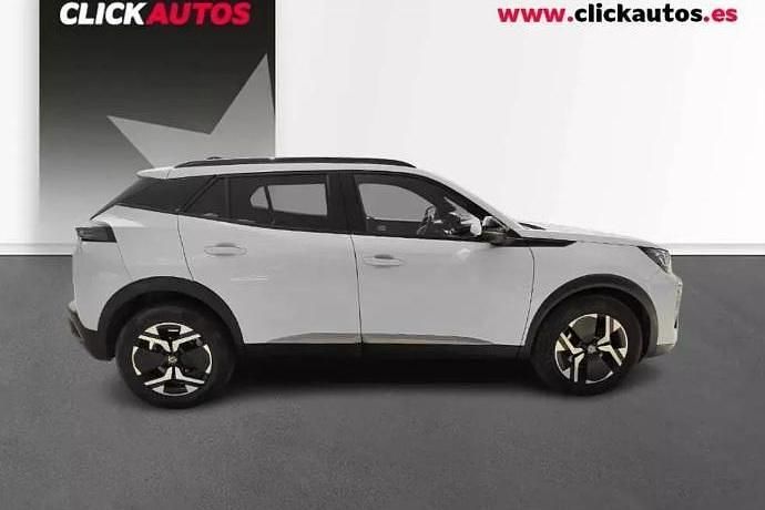 Usado Peugeot 2008 Allure 100 CV (73 kW) 2024 Gris SUV
