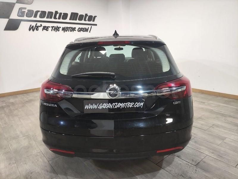 Usado Opel Insignia Excellence 136 HP (100 kW) 2017 Preto Carrinha
