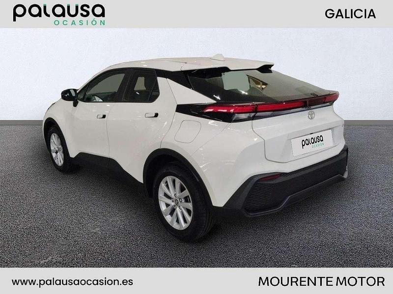 Usado Toyota C-HR Active 140 CV (102 kW) 2024 Blanco SUV