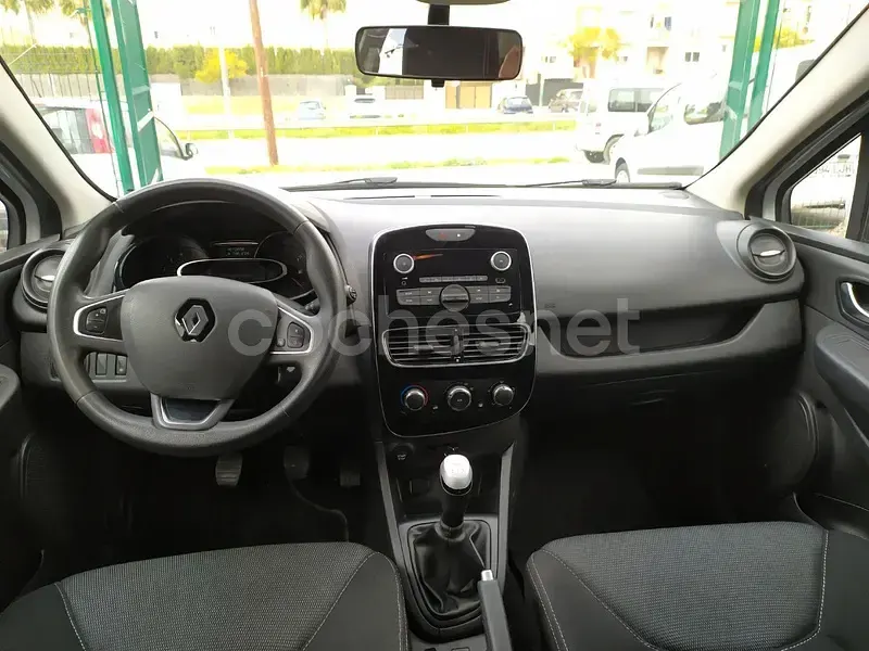 Usado Renault Clio IV Business 75 CV (55 kW) 2018 Blanco Berlina