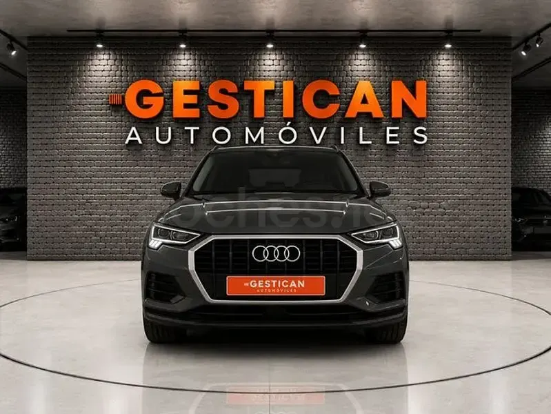 Usado Audi Q3 Advanced 245 CV (180 kW) 2022 Gris / plata SUV