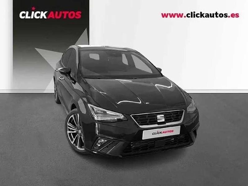Usado Seat Ibiza FR 116 CV (85 kW) 2025 Negro Utilitario