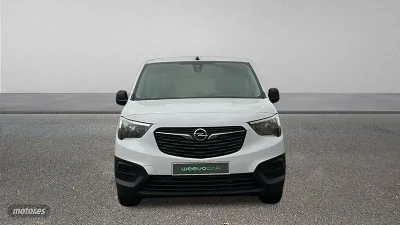 Usado Opel Combo-e Life Edition 100 kW (136 CV) 2023 Blanco Monovolumen