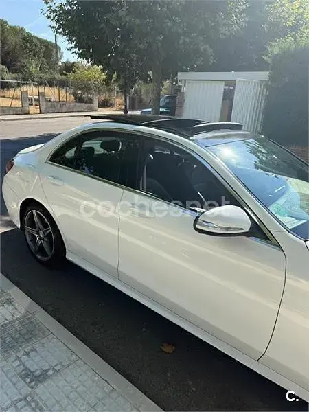 Usado Mercedes C220 AMG line 170 CV (125 kW) 2014 Blanco Berlina