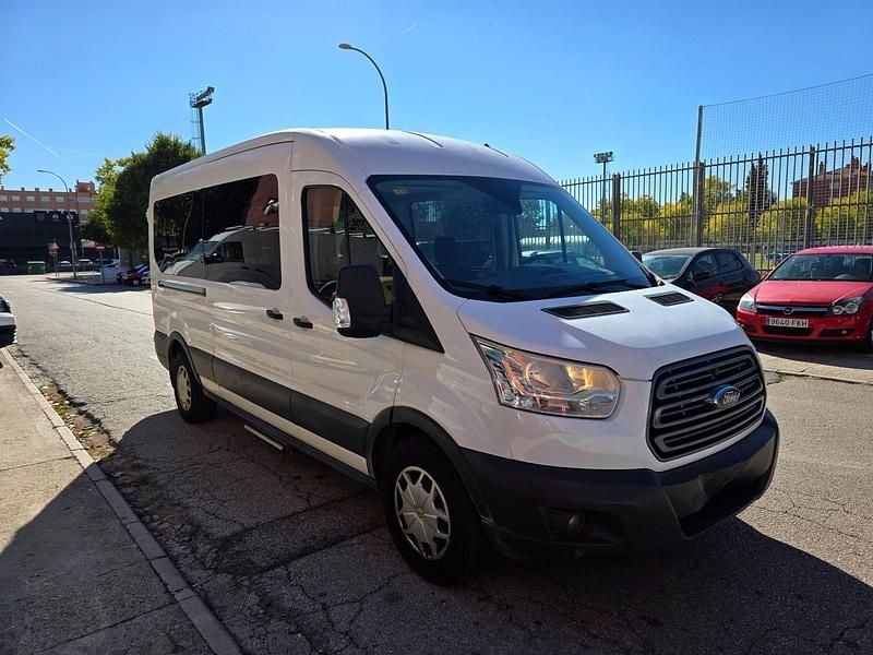 Usado Ford Transit Trend 130 CV (95 kW) 2017 Blanco Familiar