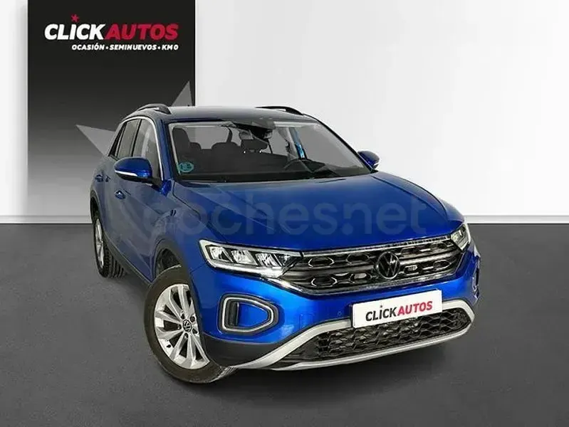 Usado VW T-Roc Life 110 CV (80 kW) 2022 Azul SUV