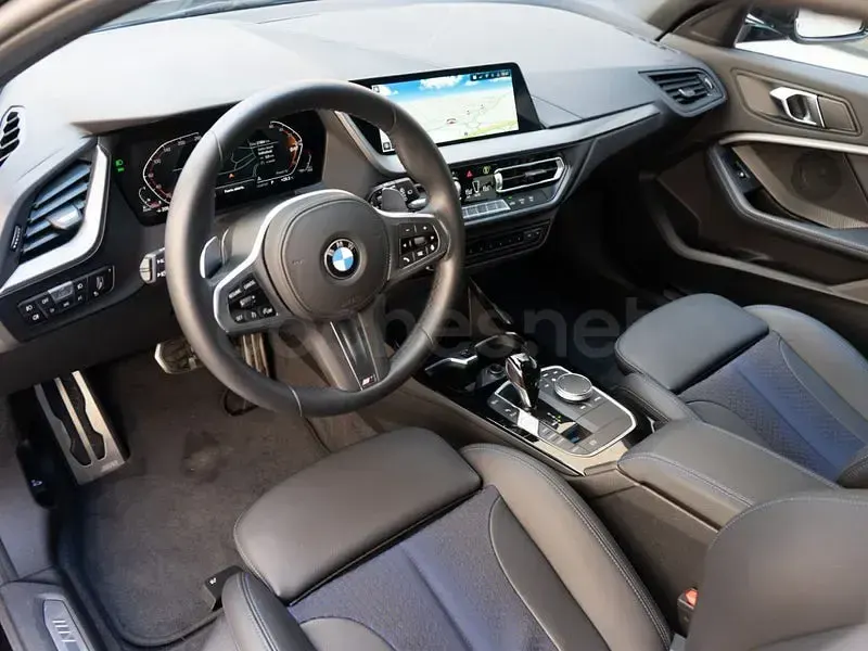 Usado BMW 118 M Sport 150 CV (110 kW) 2023 Negro Berlina