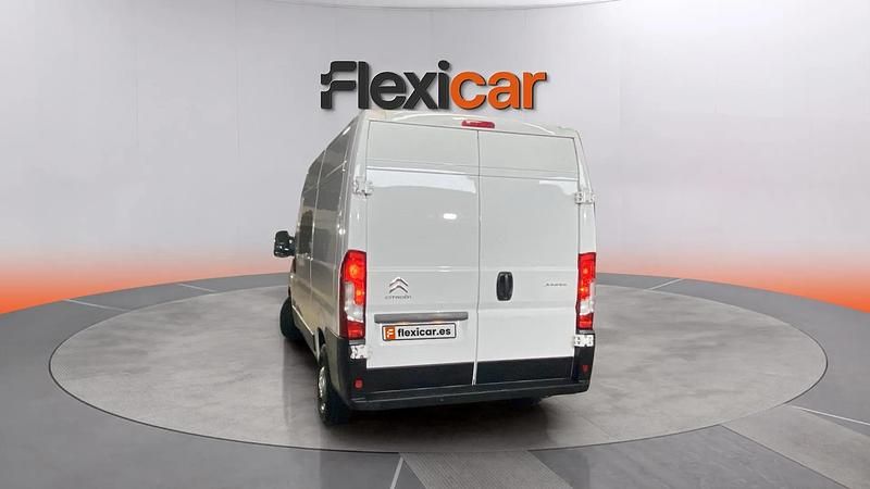 Usado Citroën Jumper 140 CV (102 kW) 2024 Blanco Monovolumen