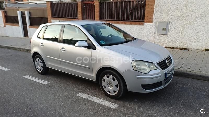 Gris / plata Usado 2006 VW Polo Match Berlina | 3500 € (Precio justo) - Imagen 1/4