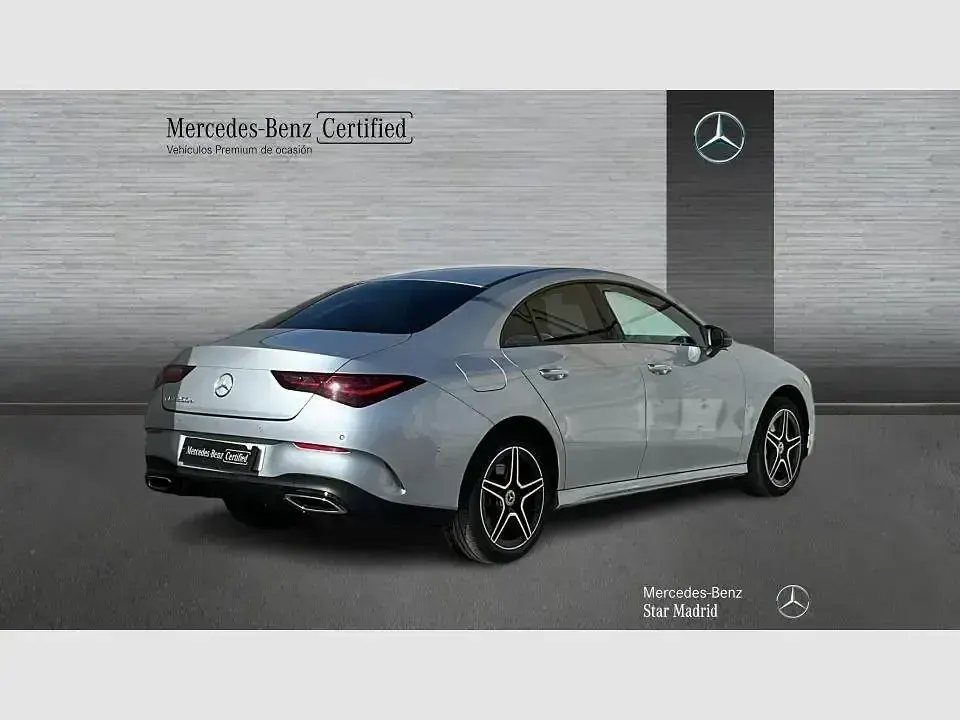 Usado Mercedes CLA250e AMG line 218 CV (160 kW) 2025 Gris Berlina