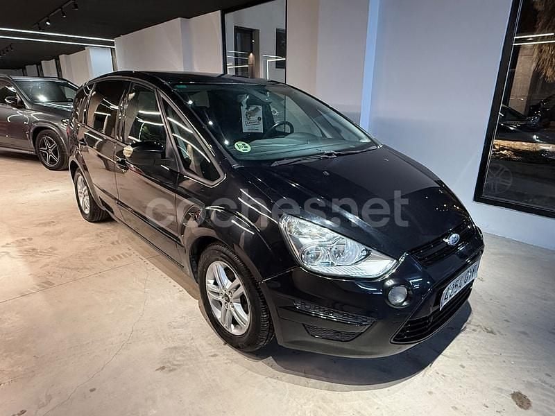 Usado Ford S-MAX Trend 140 CV (102 kW) 2011 Negro Monovolumen