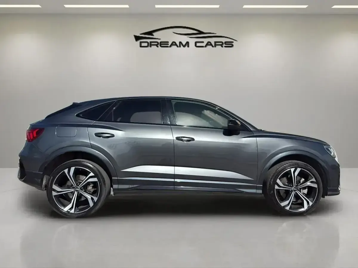 Usado Audi Q3 Premium 245 CV (180 kW) 2022 Gris SUV