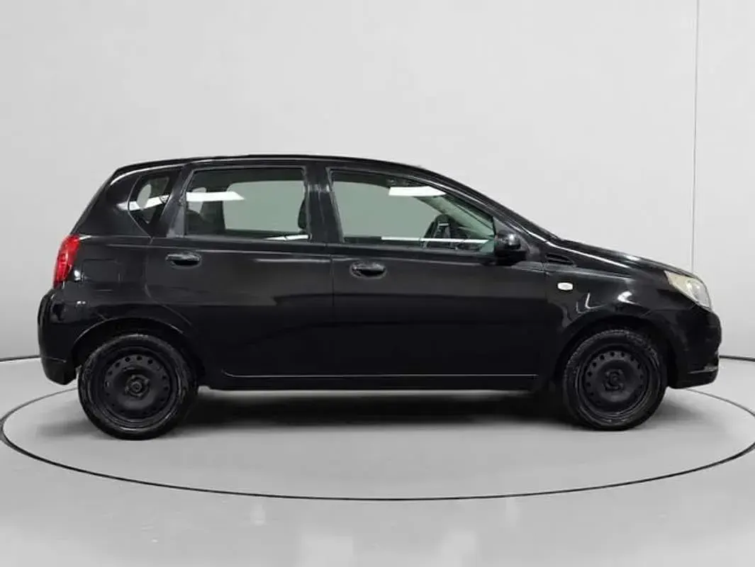 Usado Chevrolet Aveo LS 86 CV (63 kW) 2012 Gris Utilitario