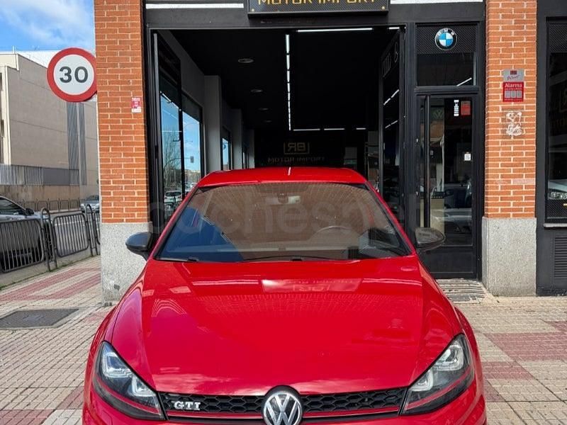 Usado VW Golf VII GTI 230 CV (169 kW) 2014 Rojo Berlina