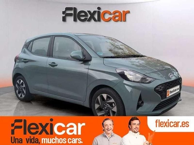 Usado Hyundai i10 67 CV (49 kW) 2023 Verde Utilitario