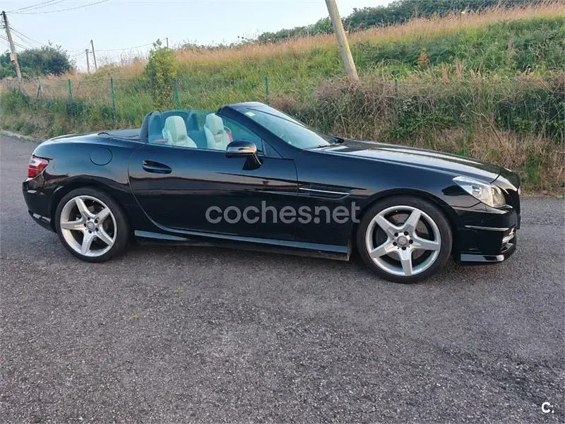 Usado Mercedes SLK200 184 CV (135 kW) 2013 Negro Descapotable