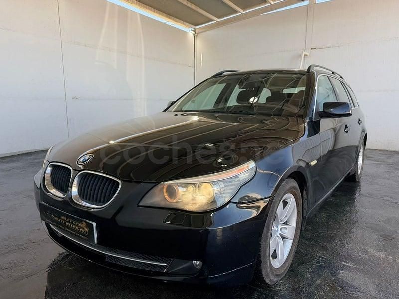 Usado BMW 520 Comfort Edition 177 CV (130 kW) 2009 Negro Familiar