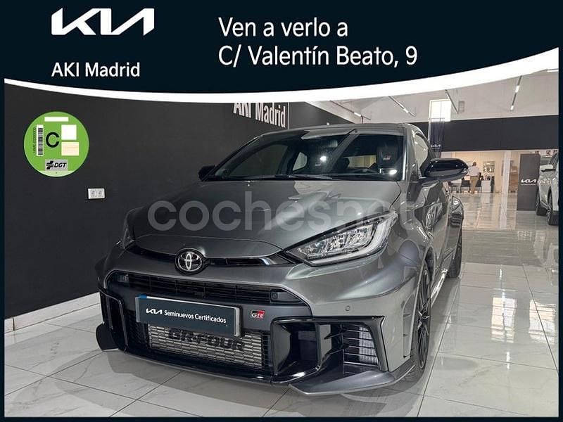 Gris / plata Usado 2024 Toyota Yaris Berlina | 48.490 € - Imagen 1/4