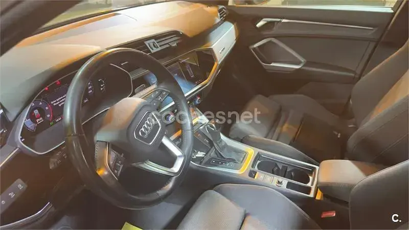 Usado Audi Q3 S-Line 150 CV (110 kW) 2019 Gris / plata SUV