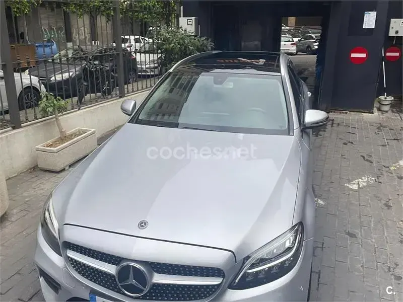 Usado Mercedes C220 194 CV (142 kW) 2020 Gris / plata Familiar