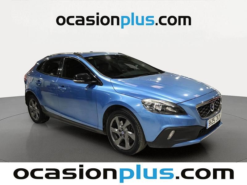 Usado Volvo V40 CC Momentum 120 CV (88 kW) 2015 Azul Familiar