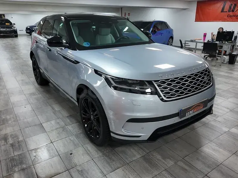 Usado Land Rover Range Rover Velar HSE 204 CV (150 kW) 2021 Gris / plata SUV