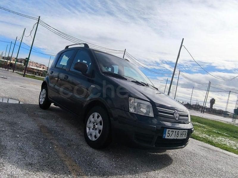 Usado Fiat Panda Active 70 CV (51 kW) 2011 Negro Berlina