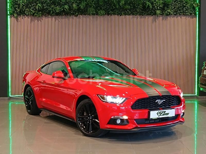 Rojo Usado 2016 Ford Mustang Fastback Coupe | 28.980 € (Precio justo) - Imagen 1/4