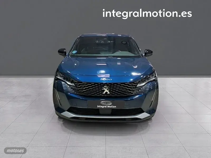 Usado Peugeot 3008 Allure 136 CV (100 kW) 2024 Azul SUV