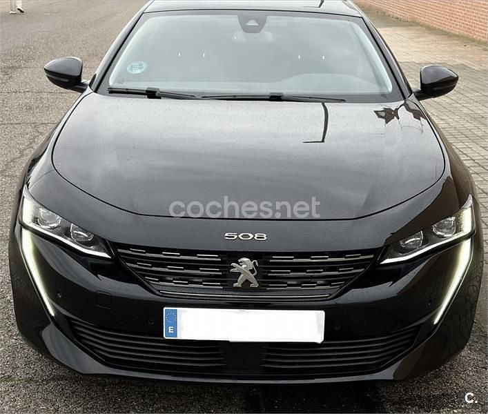 Usado Peugeot 508 Allure 130 CV (95 kW) 2022 Negro Berlina
