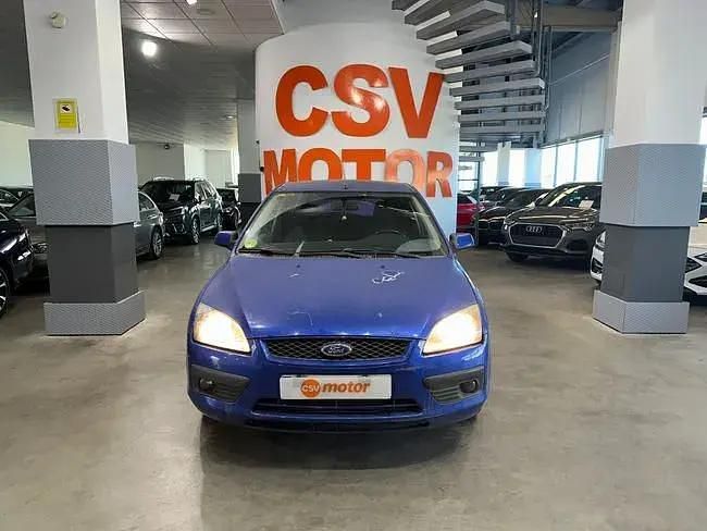 Begagnad Ford Focus Ambiente 90 HK (66 kW) 2007 Blå Halvkombi