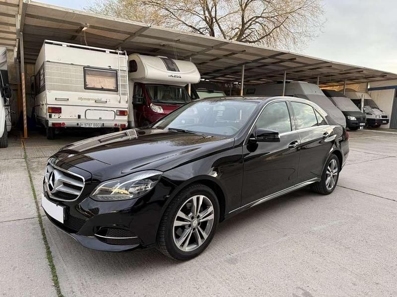 Usado Mercedes E200 Avantgarde 136 CV (100 kW) 2015 Berlina