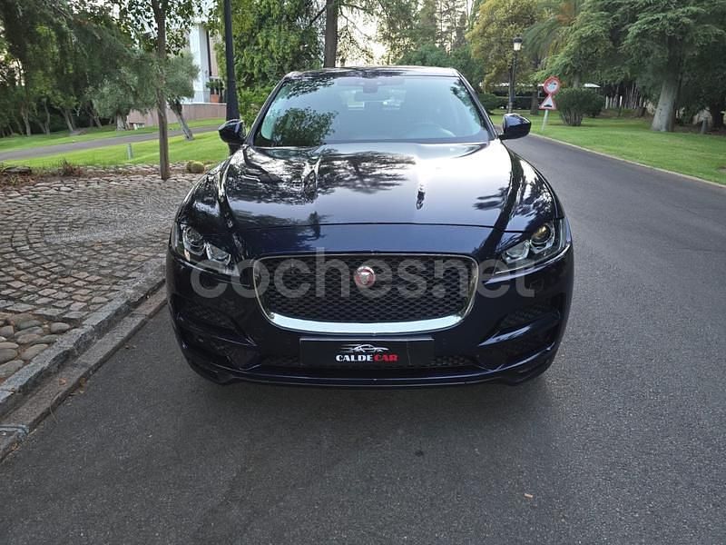 Usado Jaguar F-Pace Prestige 180 CV (132 kW) 2016 Azul SUV