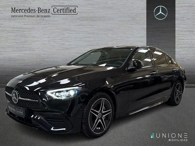 Negro obsidiana Usado 2024 Mercedes C300e AMG line | 54.300 € (Un poco caro) - Imagen 1/4