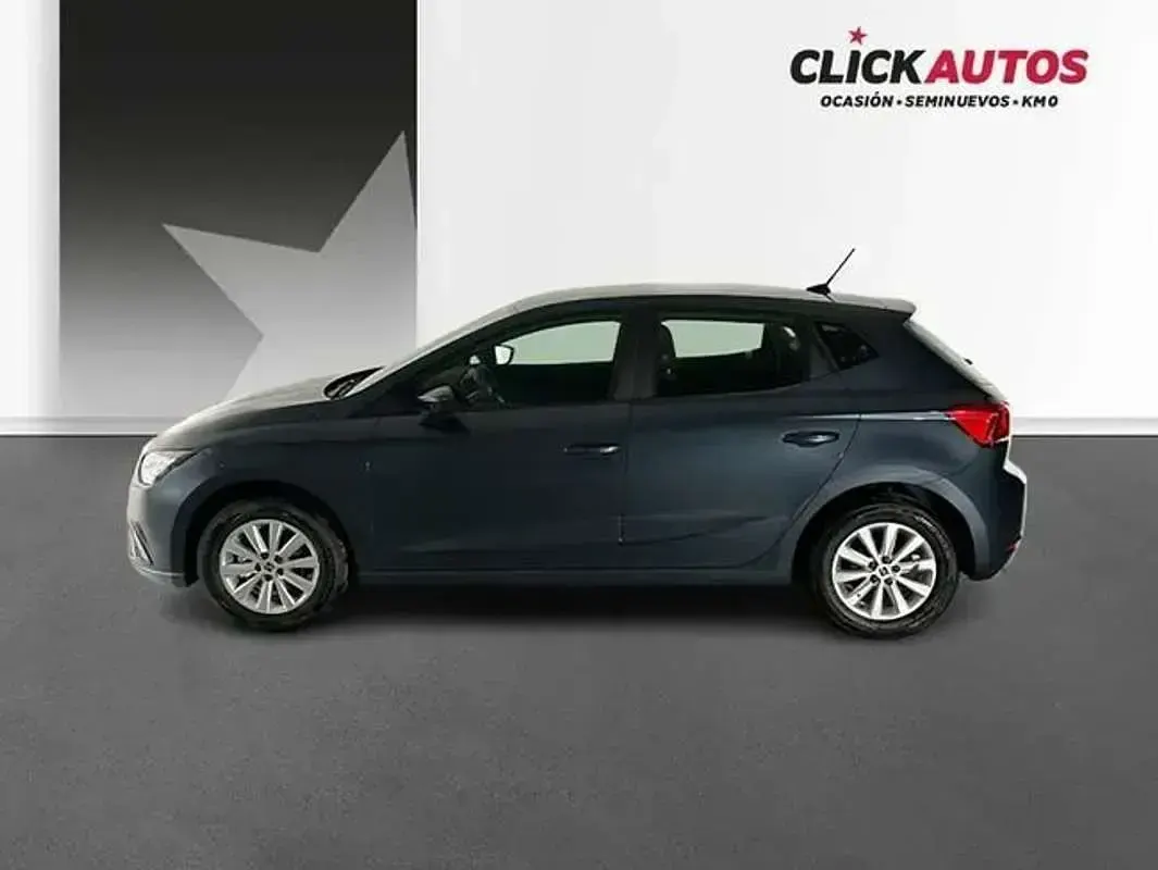 Usado Seat Ibiza Reference 90 CV (66 kW) 2025 Gris Utilitario