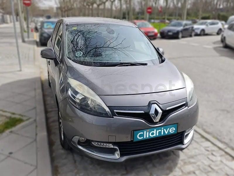 Usado Renault Grand Scénic III Dynamique 130 CV (95 kW) 2014 Gris / plata Monovolumen